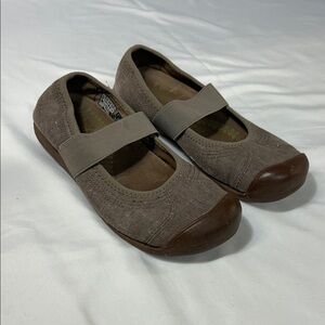Keen Sienna Mary Jane Canvas Ballet Flats Tan Beige Size 7.5